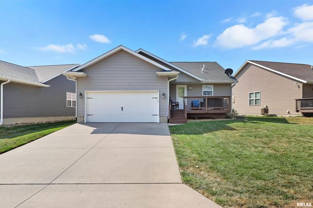 1564 Olde Brandy Lane, Davenport, IA 52807