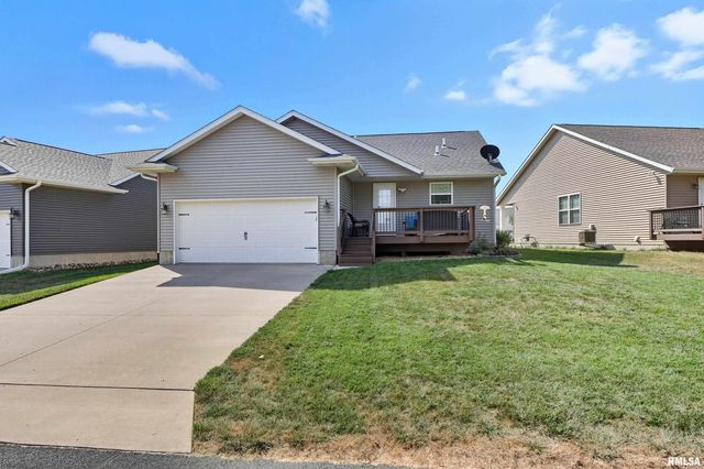1564 Olde Brandy Lane, Davenport, IA 52807
