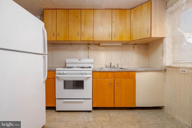 3500 4TH ST, Baltimore, MD 21225