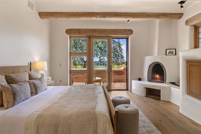 23 Plaza Del Corazon, Santa Fe, NM 87506