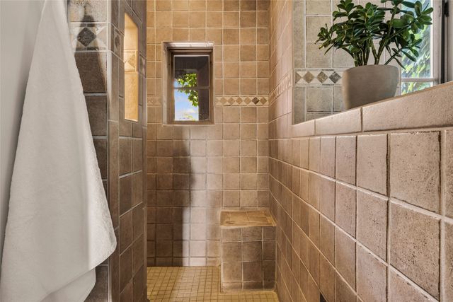 23 Plaza Del Corazon, Santa Fe, NM 87506