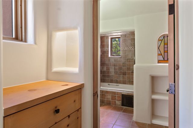 23 Plaza Del Corazon, Santa Fe, NM 87506