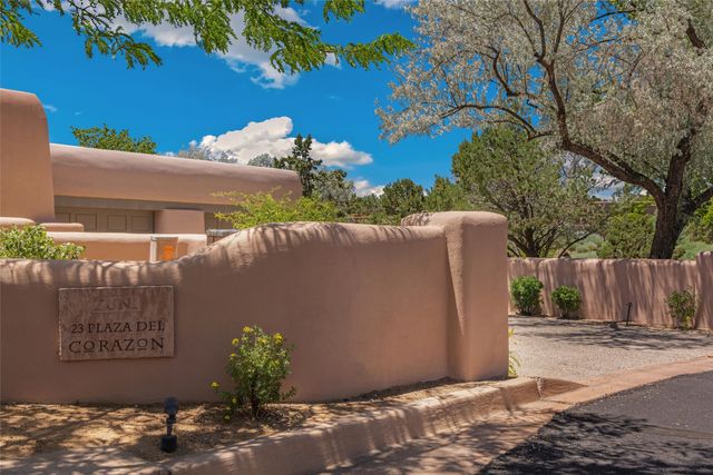 23 Plaza Del Corazon, Santa Fe, NM 87506