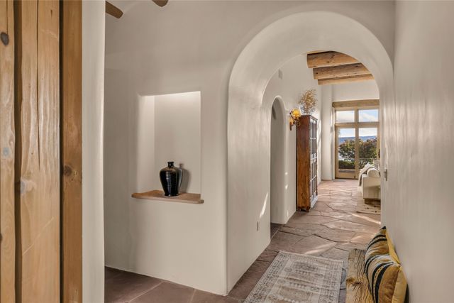 23 Plaza Del Corazon, Santa Fe, NM 87506