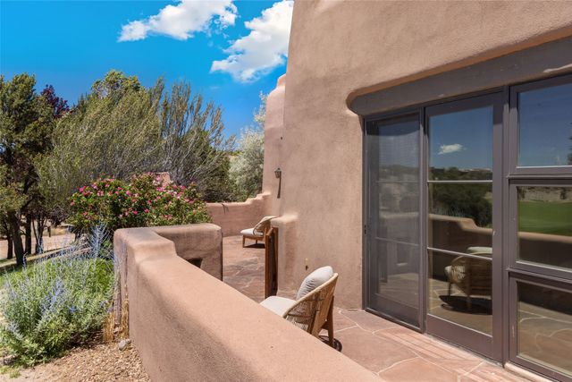 23 Plaza Del Corazon, Santa Fe, NM 87506