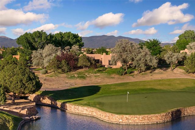 23 Plaza Del Corazon, Santa Fe, NM 87506