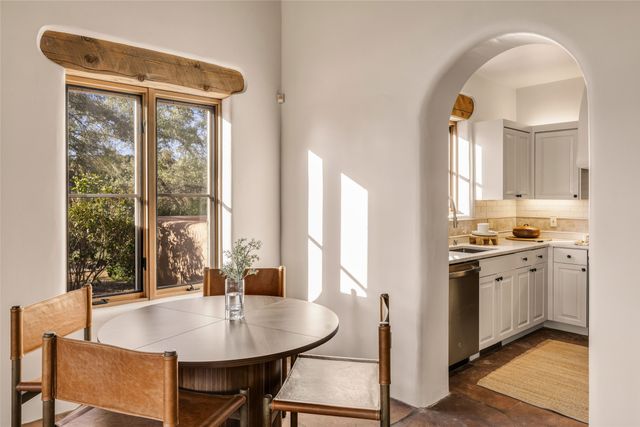 23 Plaza Del Corazon, Santa Fe, NM 87506
