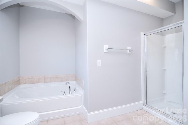 6605 Central Pacific Avenue, Charlotte, NC 28210