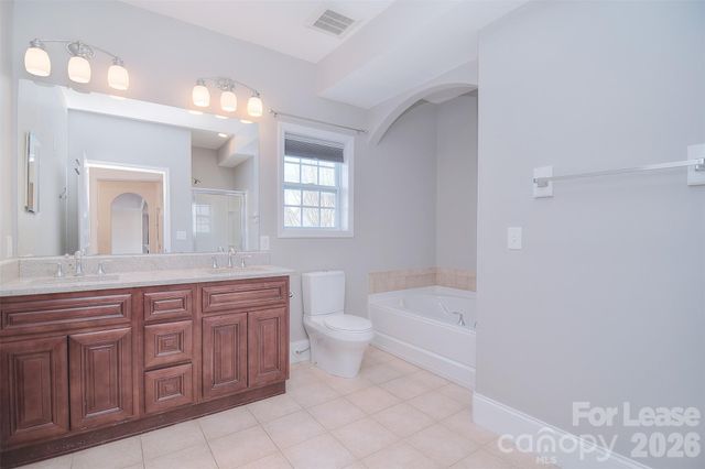 6605 Central Pacific Avenue, Charlotte, NC 28210