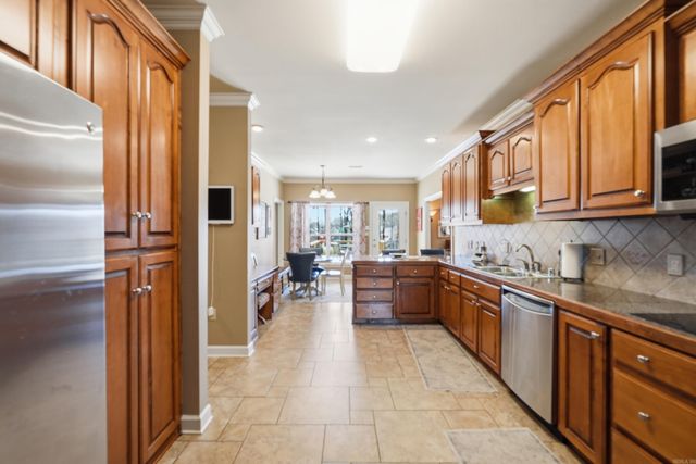 2835 Glohaven, Conway, AR 72034