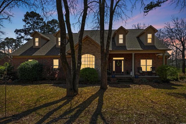 2835 Glohaven, Conway, AR 72034