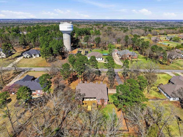 2835 Glohaven, Conway, AR 72034