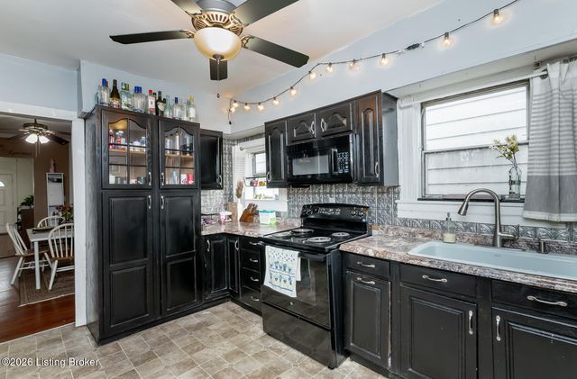 440 E Brandeis Ave, Louisville, KY 40217