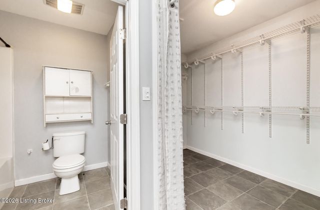 440 E Brandeis Ave, Louisville, KY 40217