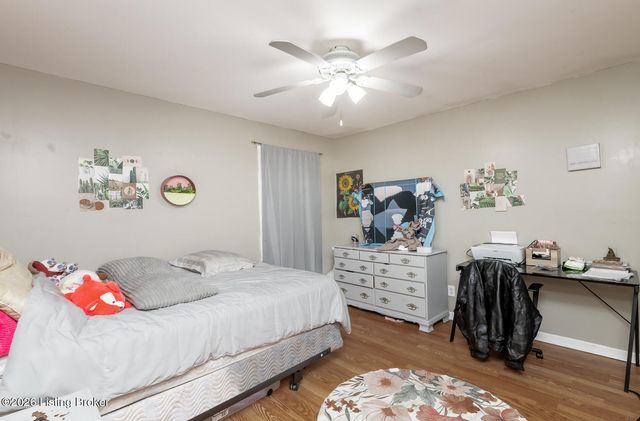 440 E Brandeis Ave, Louisville, KY 40217