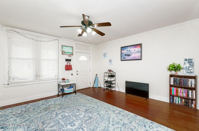 440 E Brandeis Ave, Louisville, KY 40217