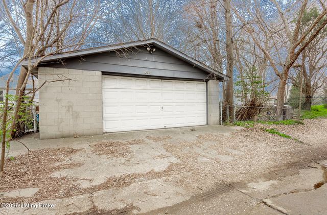 440 E Brandeis Ave, Louisville, KY 40217