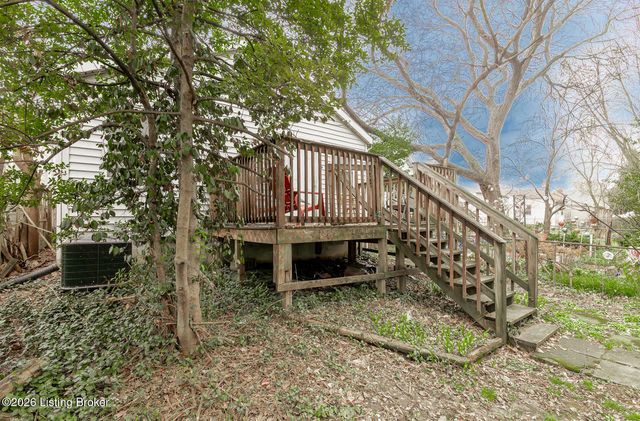 440 E Brandeis Ave, Louisville, KY 40217