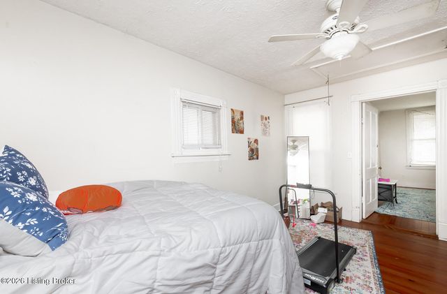 440 E Brandeis Ave, Louisville, KY 40217