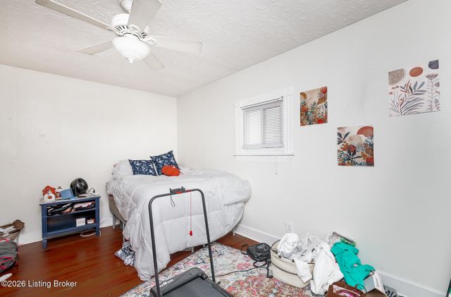 440 E Brandeis Ave, Louisville, KY 40217