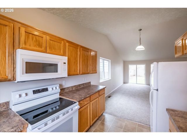 1525 PARK Ave Ne, Salem, OR 97301