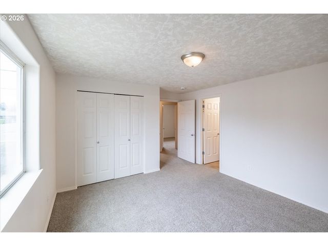 1525 PARK Ave Ne, Salem, OR 97301