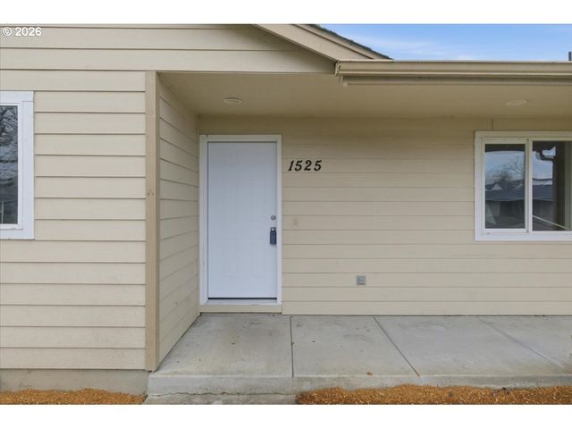 1525 PARK Ave Ne, Salem, OR 97301
