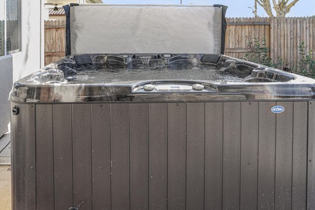 8629 Lakha Cir, Sacramento, CA 95828