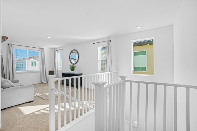 8629 Lakha Cir, Sacramento, CA 95828