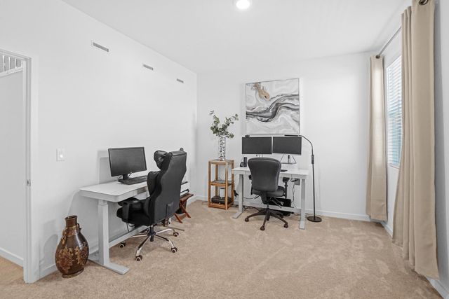 8629 Lakha Cir, Sacramento, CA 95828