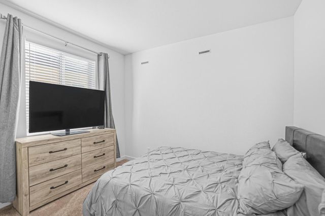 8629 Lakha Cir, Sacramento, CA 95828