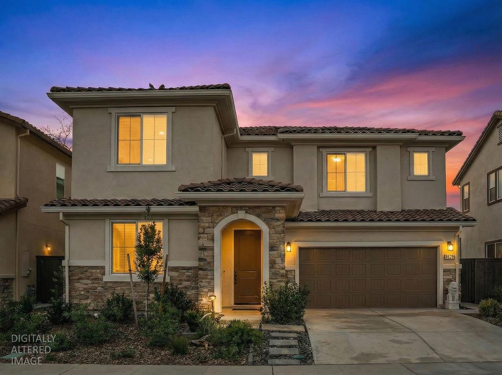 8629 Lakha Cir, Sacramento, CA 95828