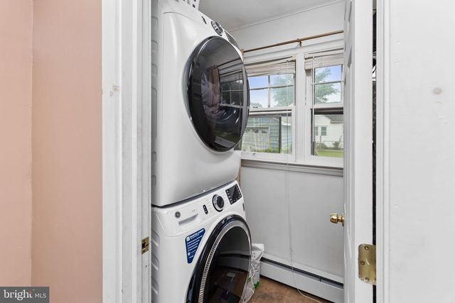 515 W PARK AVE, Hamilton, NJ 08610