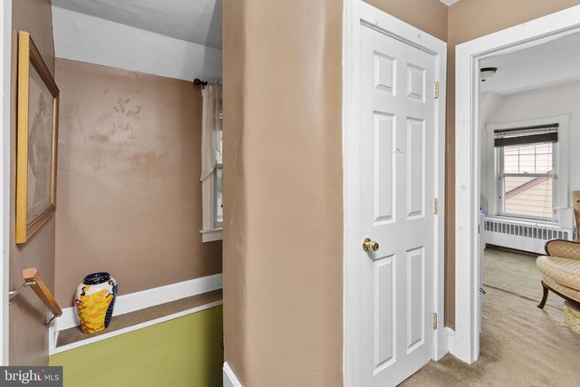 515 W PARK AVE, Hamilton, NJ 08610