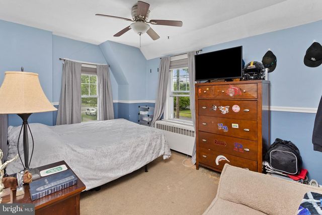 515 W PARK AVE, Hamilton, NJ 08610