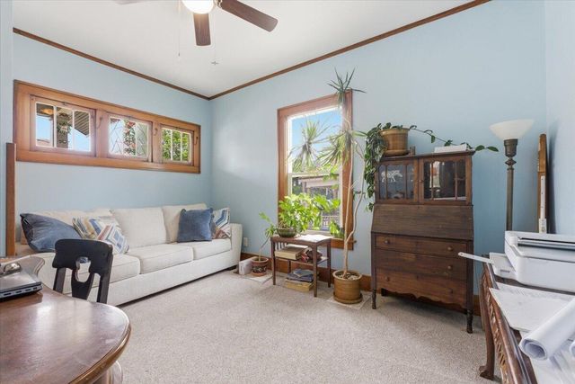 208 N 2ND Street, Council Bluffs, IA 51503