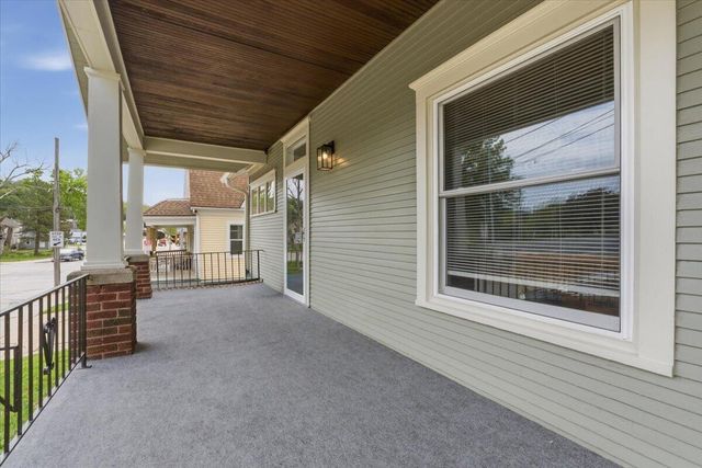 208 N 2ND Street, Council Bluffs, IA 51503