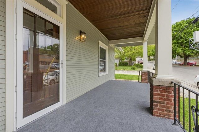 208 N 2ND Street, Council Bluffs, IA 51503
