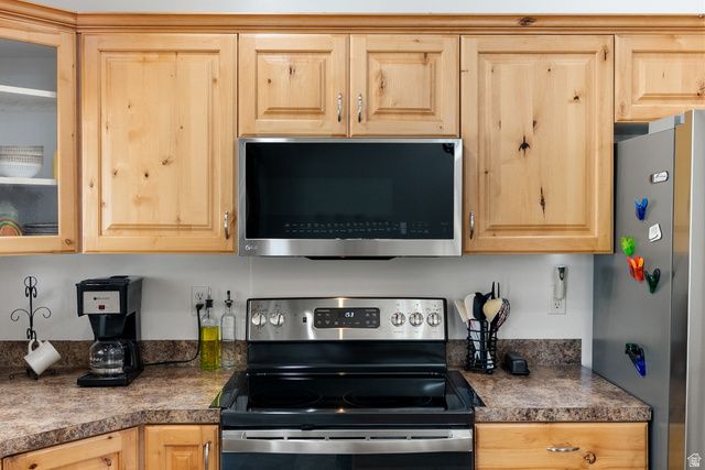 2180 W CRAIG LN, Syracuse, UT 84075