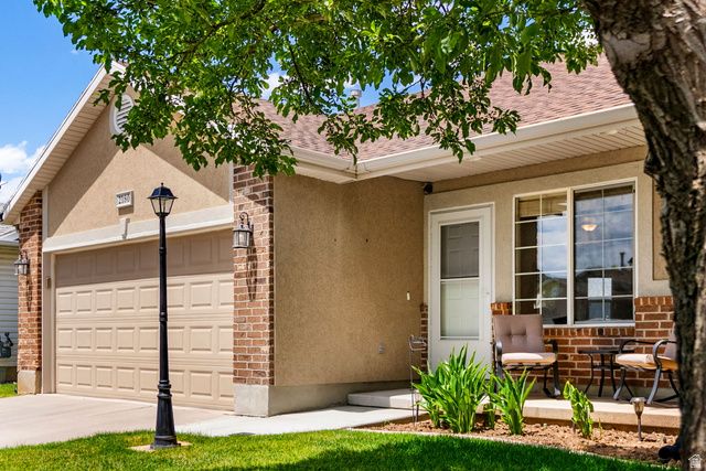 2180 W CRAIG LN, Syracuse, UT 84075