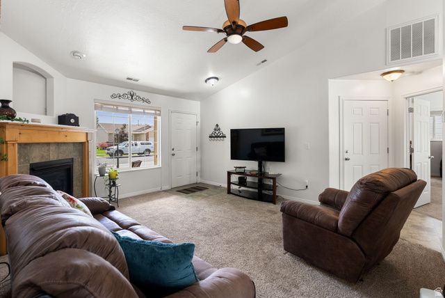 2180 W CRAIG LN, Syracuse, UT 84075