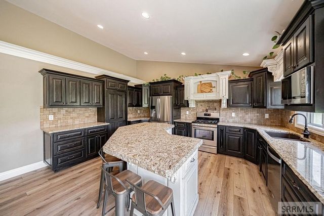6566 E Big Bend Drive, Idaho Falls, ID 83406