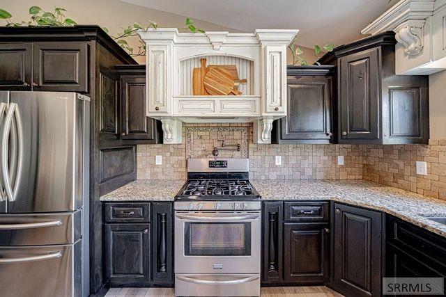 6566 E Big Bend Drive, Idaho Falls, ID 83406