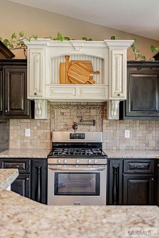 6566 E Big Bend Drive, Idaho Falls, ID 83406