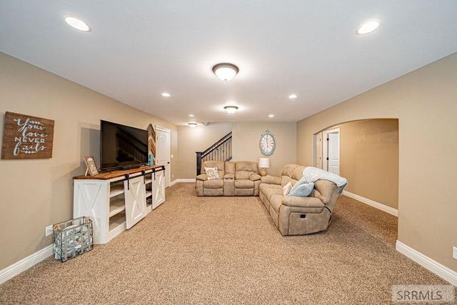 6566 E Big Bend Drive, Idaho Falls, ID 83406