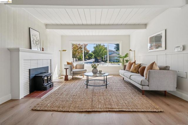 1240 Dutton Ave, San Leandro, CA 94577
