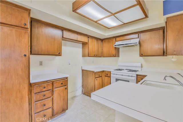 7720 Riverdale G, Stanton, CA 90680
