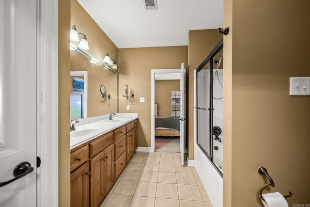 14 Oak Tree Circle, Conway, AR 72032