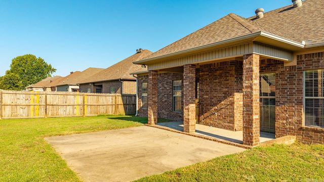 14 Oak Tree Circle, Conway, AR 72032