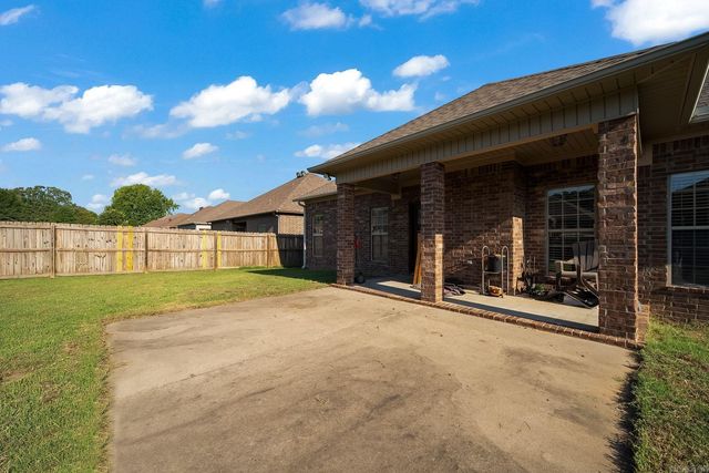 14 Oak Tree Circle, Conway, AR 72032